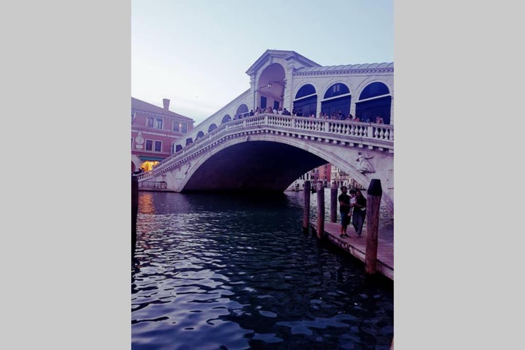 Large Top 3 Rooms Flat Central Rialto Venesia Bagian luar foto