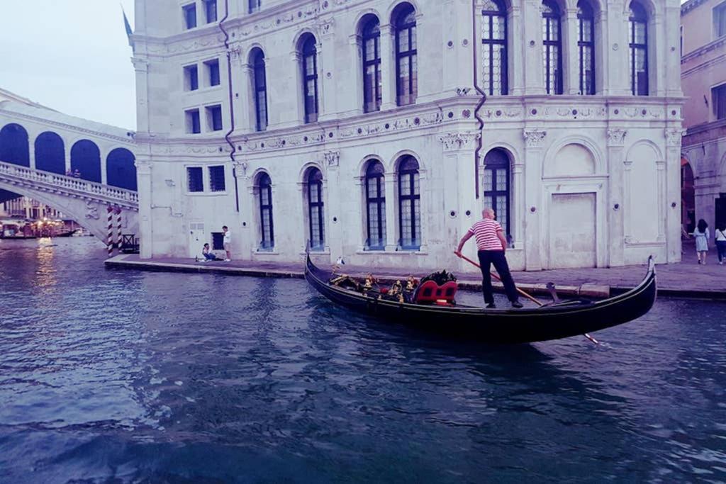 Large Top 3 Rooms Flat Central Rialto Venesia Bagian luar foto